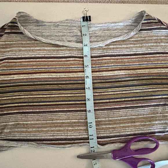 ROMWE Long Bell Sleeve Cropped Top Woman’s 4 Small Juniors Pre-Owned - Picture 8 of 9